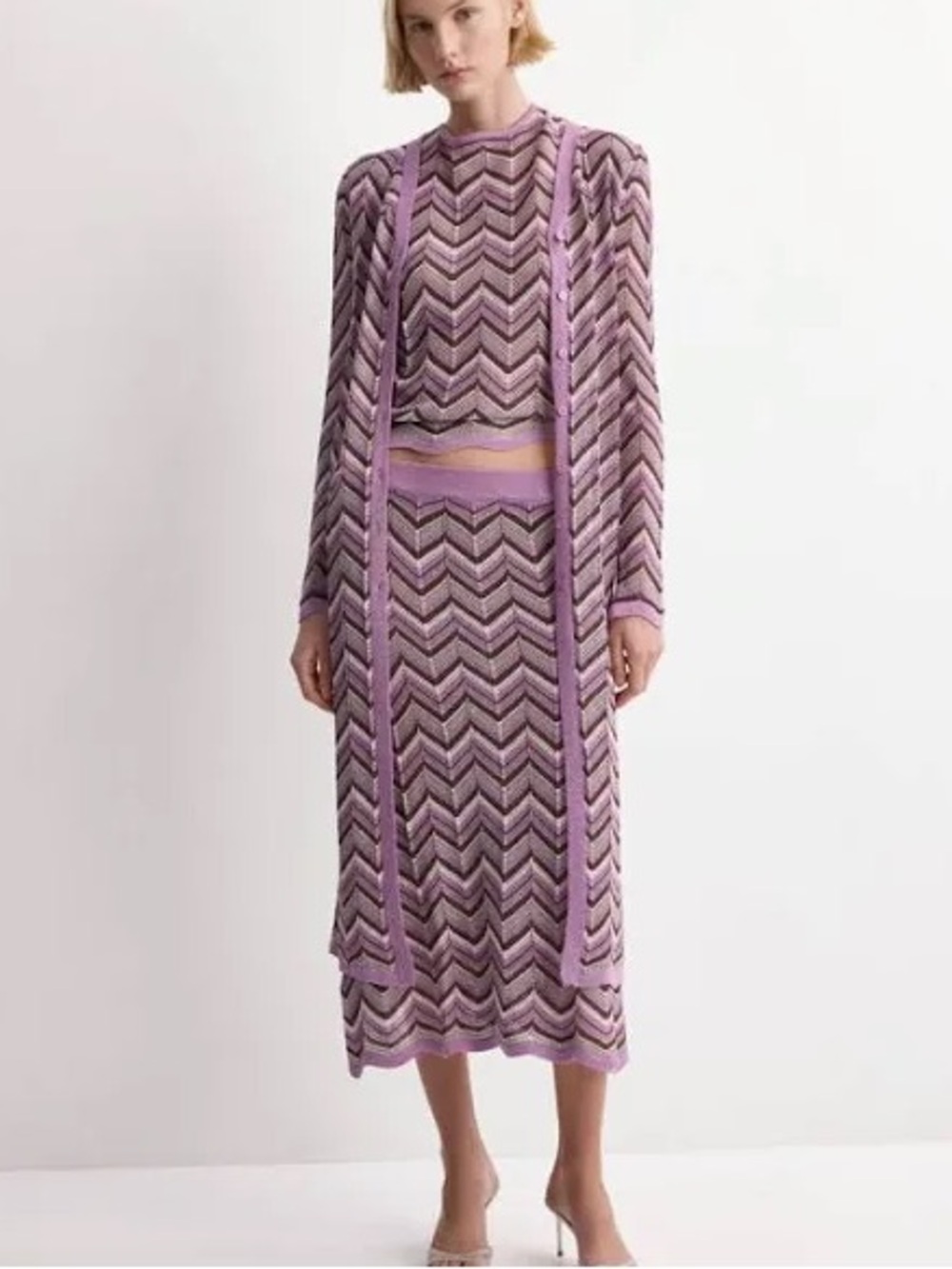 Mango midi knit skirt (pattern different than stock photo)